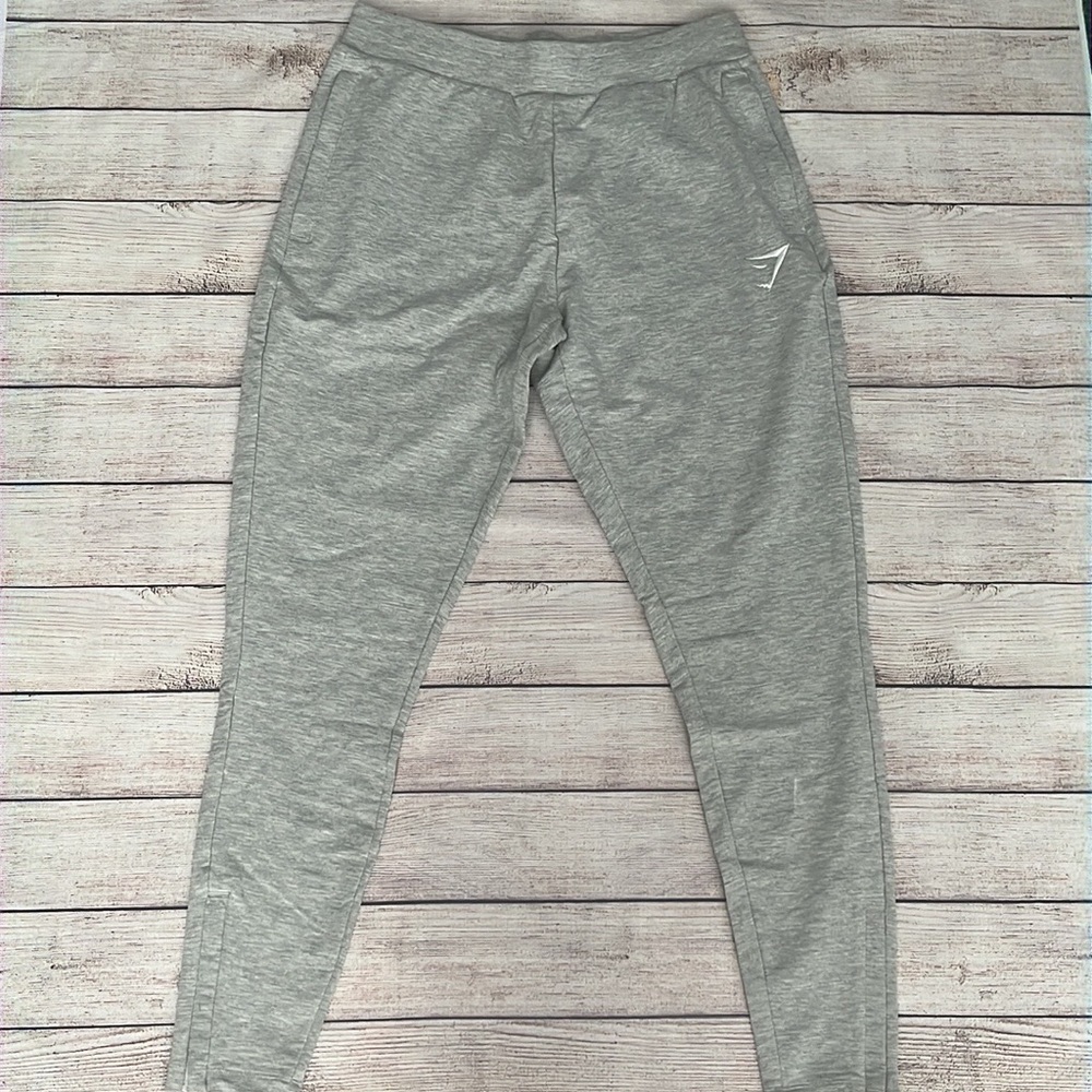 Gymshark Critical 2.0 Joggers Men’s Gray Small NWT